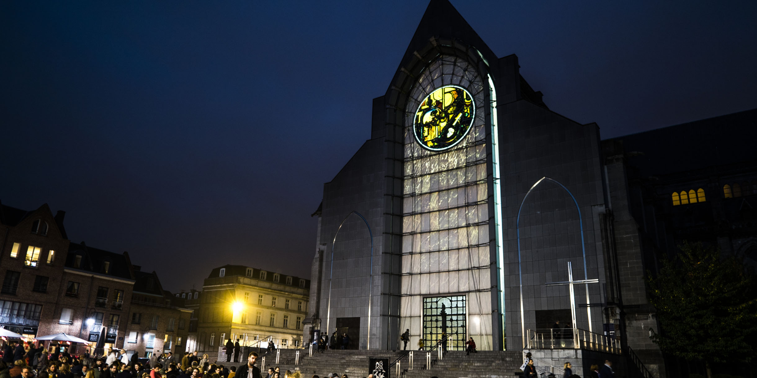 Catedral Notre Dame em Lile. Mármore translucida.
